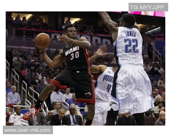 热火乘胜追击魔术核心缺阵尼克斯客场大胜猛龙展现强劲实力