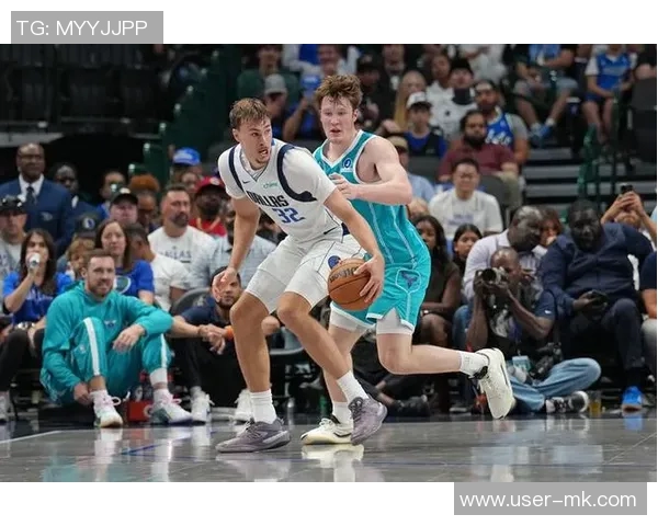 克尼佩尔闪耀全场贡献33分5板9助弗拉格与VJ联手助力球队胜利